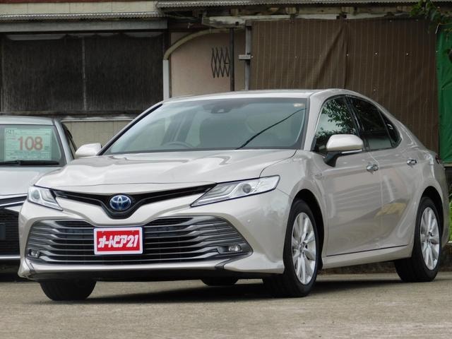 Toyota CAMRY 2020 — фото автомобиля