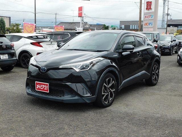 Toyota C-HR 2017 — фото автомобиля 1
