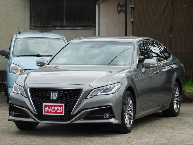 Toyota CROWN HYBRID 2021 — фото автомобиля