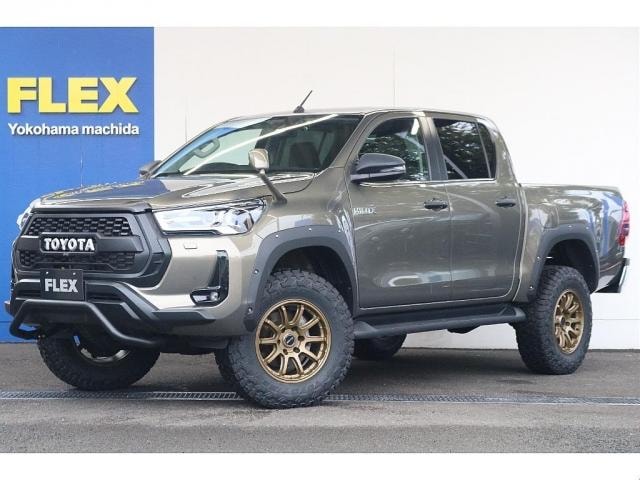 Toyota HILUX 2023 — фото автомобиля 1