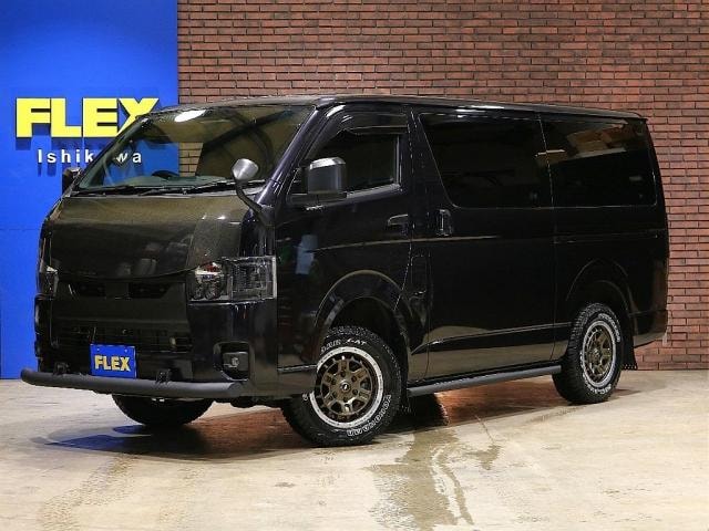 Toyota HIACE VAN 2023 — фото автомобиля 1