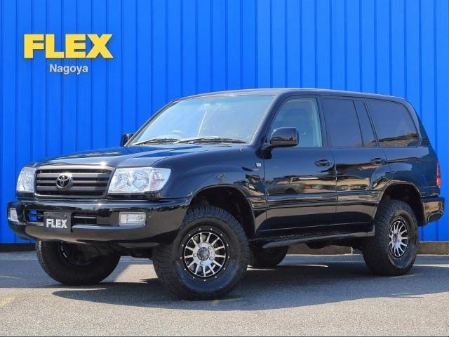 Toyota LAND CRUISER 100 2005 — фото автомобиля