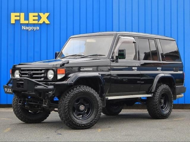 Toyota LAND CRUISER 70 1997 — фото автомобиля