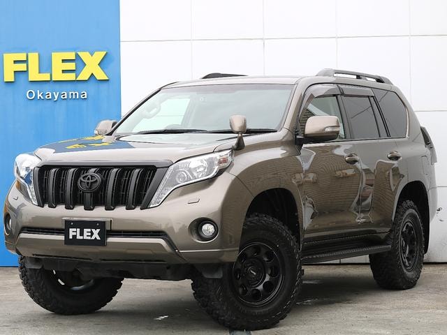 Toyota LAND CRUISER PRADO 2017 — фото автомобиля