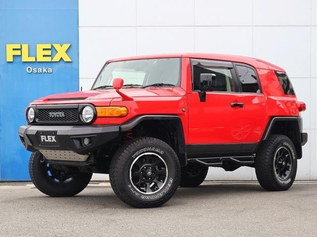 Toyota FJ CRUISER 2012 — фото автомобиля