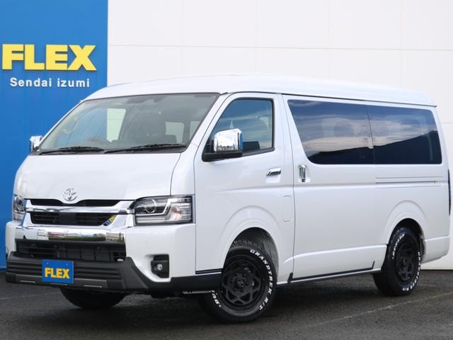 Toyota HIACE WAGON 2026 — фото автомобиля 1