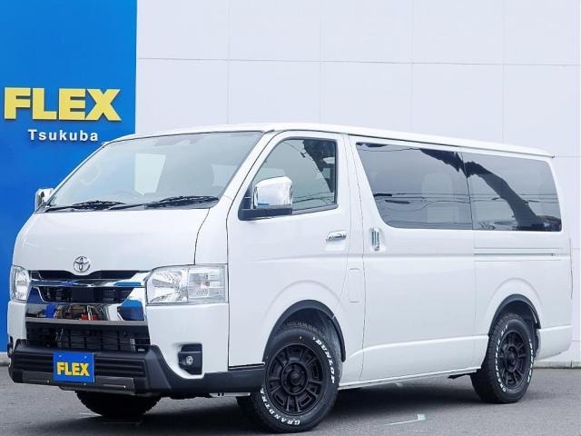 Toyota HIACE VAN 2026 — фото автомобиля