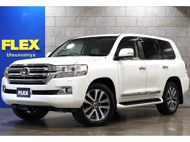 Toyota LAND CRUISER 2016 — фото автомобиля