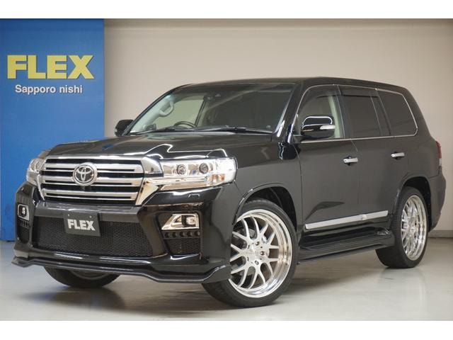 Toyota LAND CRUISER 2016 — фото автомобиля