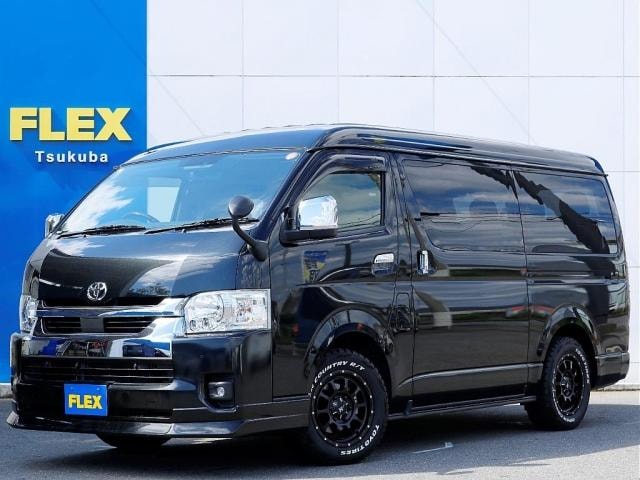 Toyota HIACE WAGON 2022 — фото автомобиля 1