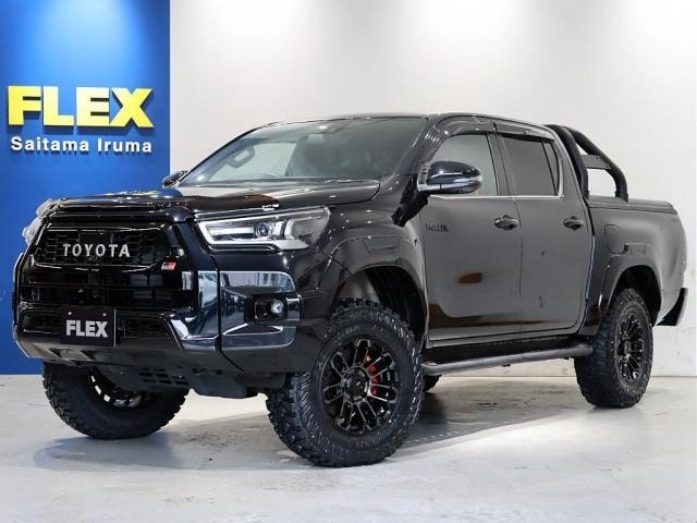 Toyota HILUX 2024 — фото автомобиля