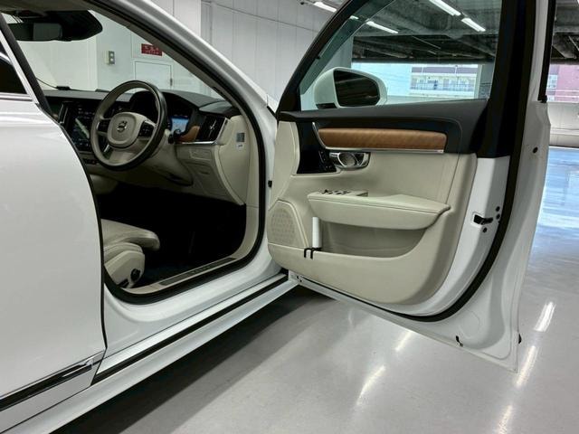 Миниатюра 20