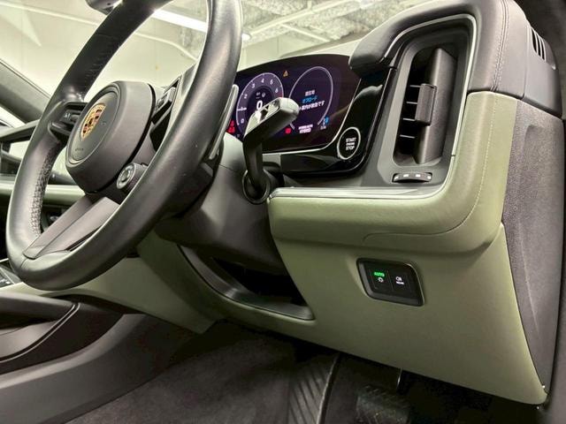Миниатюра 32