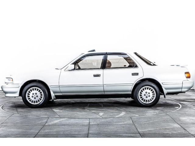 Toyota CRESTA 1991 — фото автомобиля 1