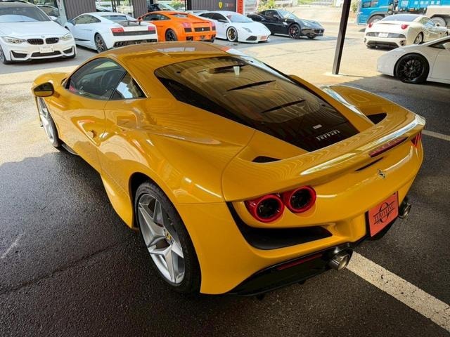 Ferrari F8 TRIBUTO 2020 — фото автомобиля 1