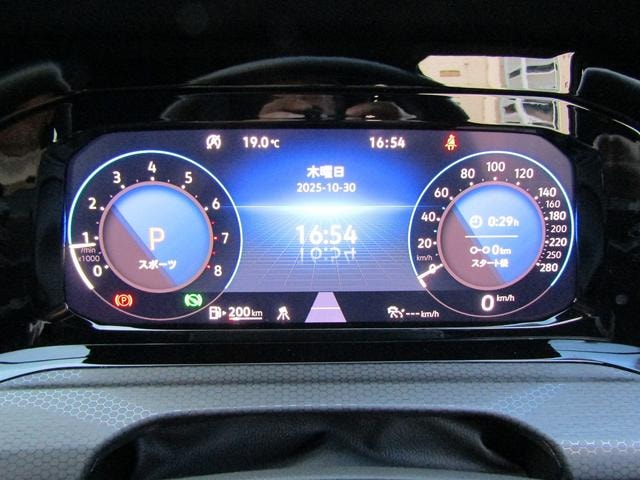 Миниатюра 17