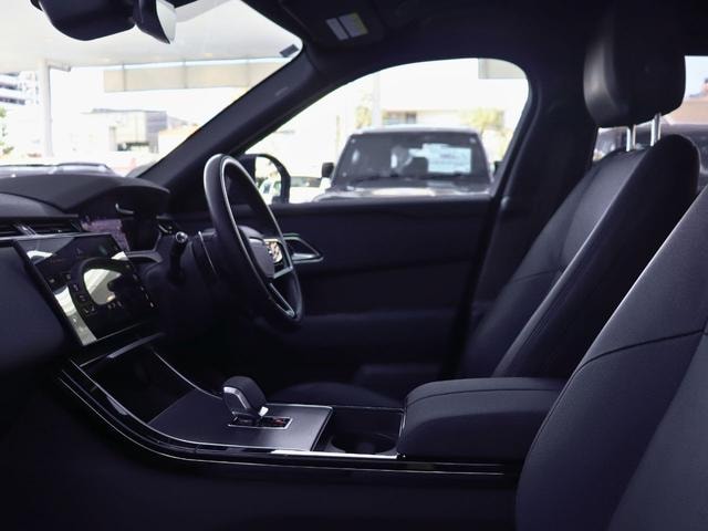 Land Rover RANGE ROVER VELAR 2024 — фото автомобиля 1