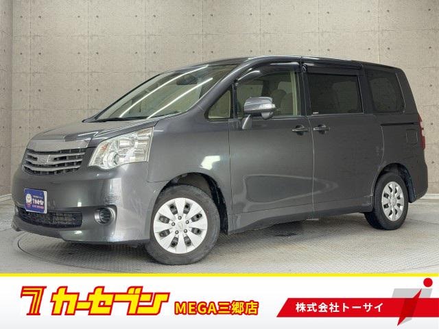 Toyota NOAH 2014 — фото автомобиля 1