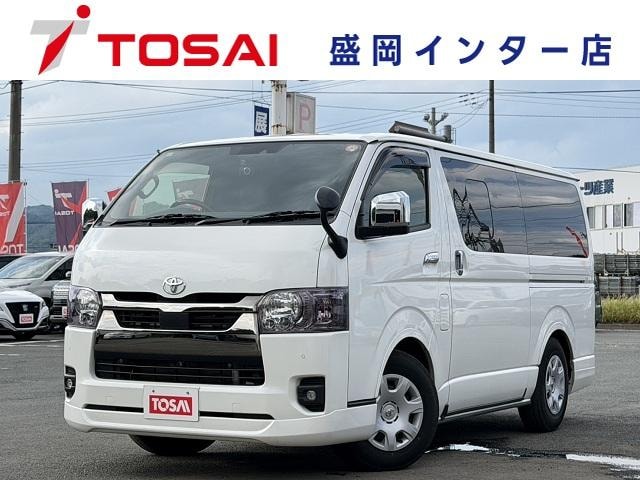 Toyota HIACE VAN 2022 — фото автомобиля 1
