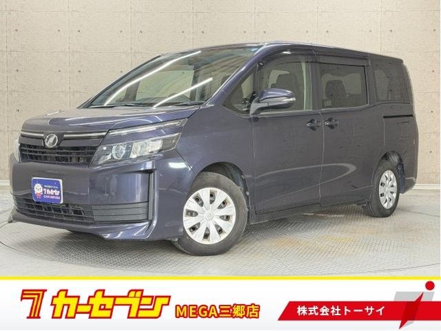 Toyota VOXY 2014 — фото автомобиля 1