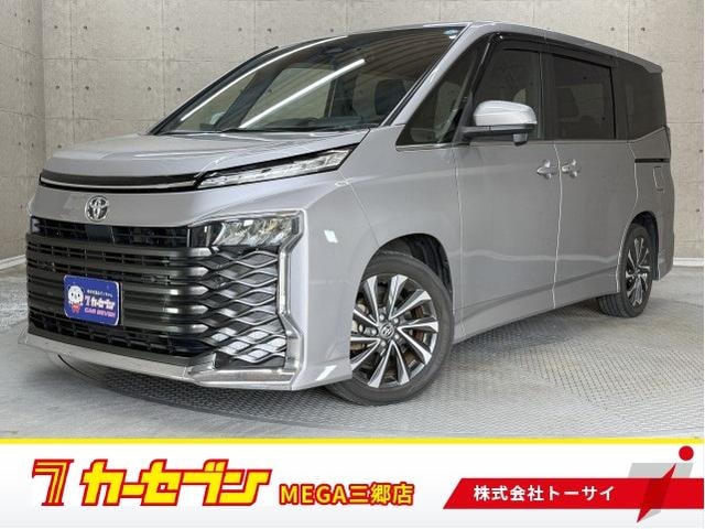 Toyota VOXY 2022 — фото автомобиля 1