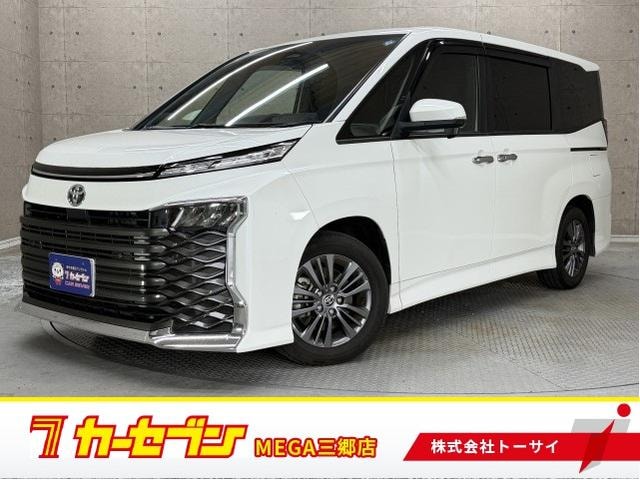 Toyota VOXY 2023 — фото автомобиля 1