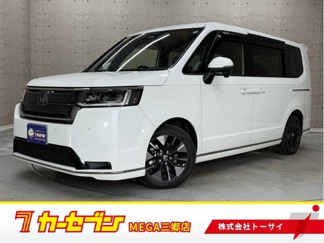 Honda STEPWAGON 2023 — фото автомобиля 1