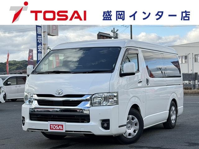 Toyota HIACE WAGON 2023 — фото автомобиля 1