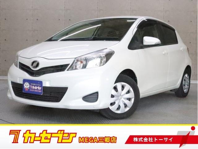 Toyota VITZ 2013 — фото автомобиля