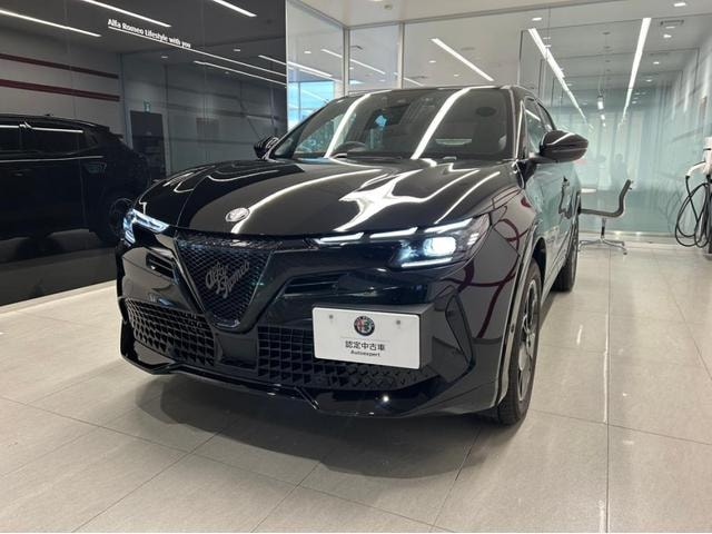 Alfa Romeo JUNIOR 2025 — фото автомобиля 1