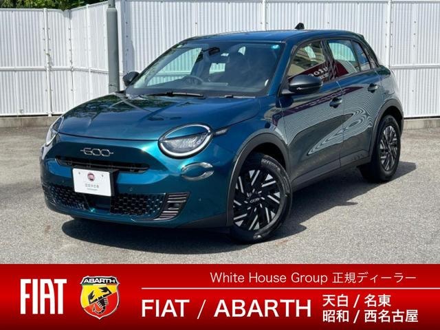 Fiat 600 HYBRID 2025 — фото автомобиля