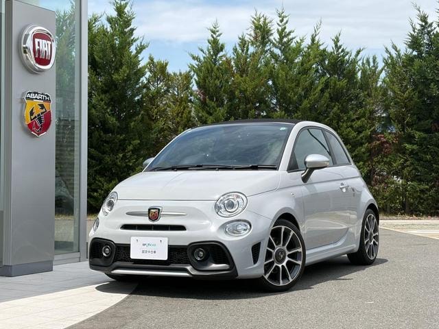 Abarth 595C 2021 — фото автомобиля 1