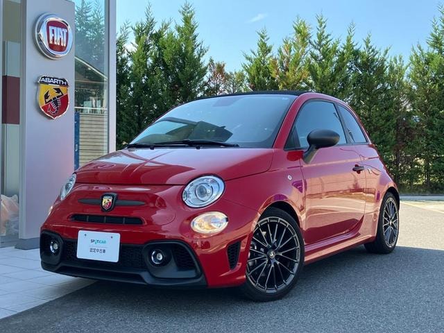 Abarth 595C 2024 — фото автомобиля 1