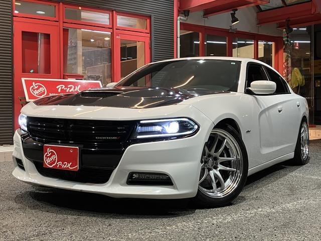 Dodge CHARGER 2017 — фото автомобиля 1