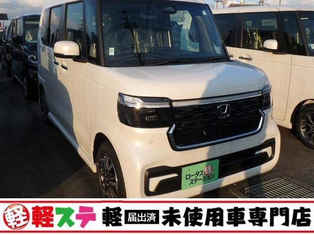 Honda N-BOX CUSTOM 2024 — фото автомобиля 1