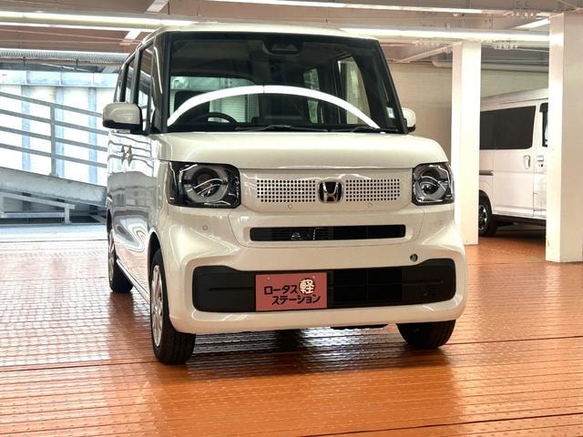 Honda N-BOX 2025 — фото автомобиля 1