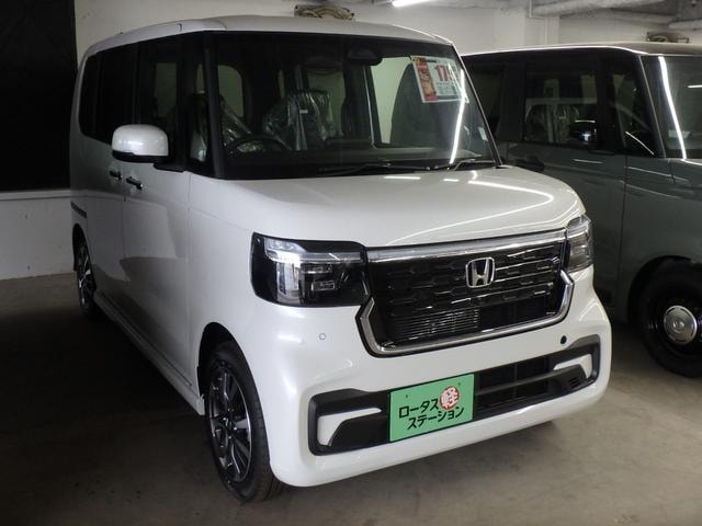 Honda N-BOX CUSTOM 2025 — фото автомобиля 1