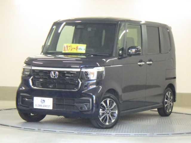 Honda N-BOX CUSTOM 2024 — фото автомобиля 1