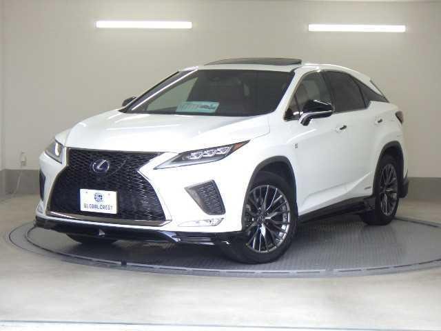 Lexus RX 2020 — фото автомобиля 1