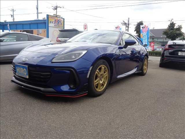 Subaru BRZ 2022 — фото автомобиля 1