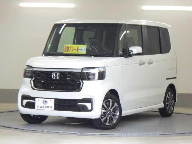 Honda N-BOX CUSTOM 2024 — фото автомобиля 1