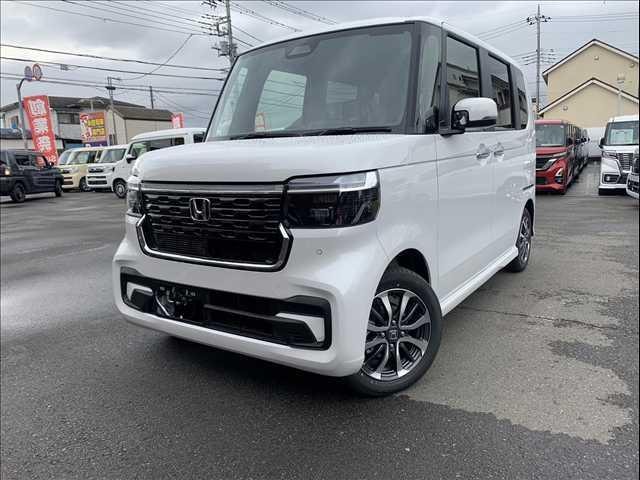 Honda N-BOX CUSTOM 2025 — фото автомобиля 1