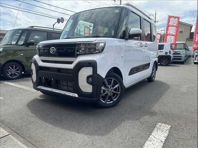 Daihatsu TANTO 2025 — фото автомобиля