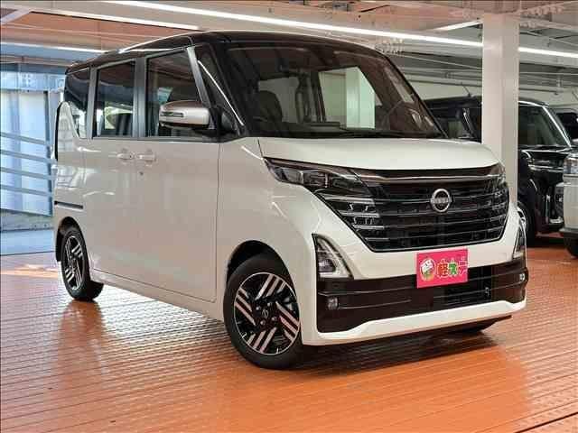 Nissan ROOX 2025 — фото автомобиля 1