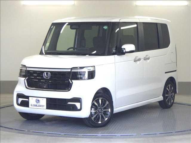 Honda N-BOX CUSTOM 2024 — фото автомобиля 1