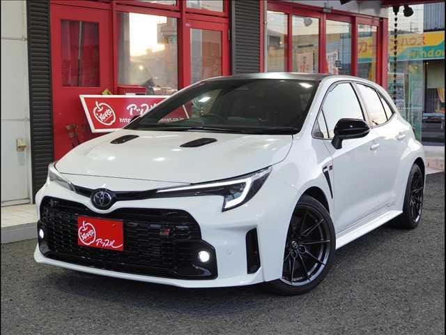 Toyota GR COROLLA 2024 — фото автомобиля