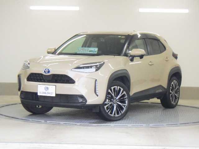 Toyota YARIS CROSS 2023 — фото автомобиля