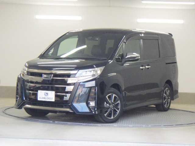 Toyota NOAH 2021 — фото автомобиля 1