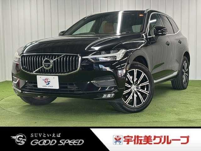 Volvo XC60 2018 — фото автомобиля 1