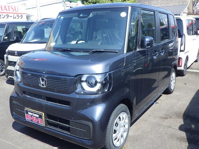 Honda N-BOX 2025 — фото автомобиля 1